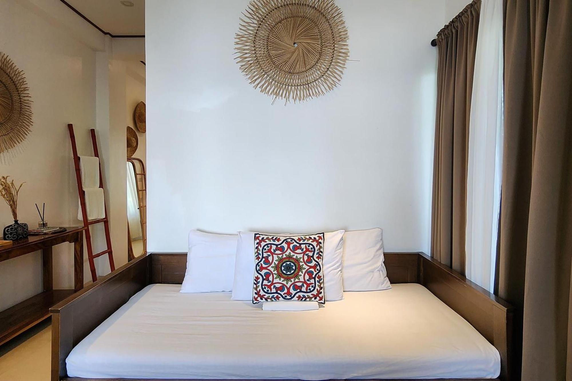 Sirom Beach House Tambobong Luaran gambar