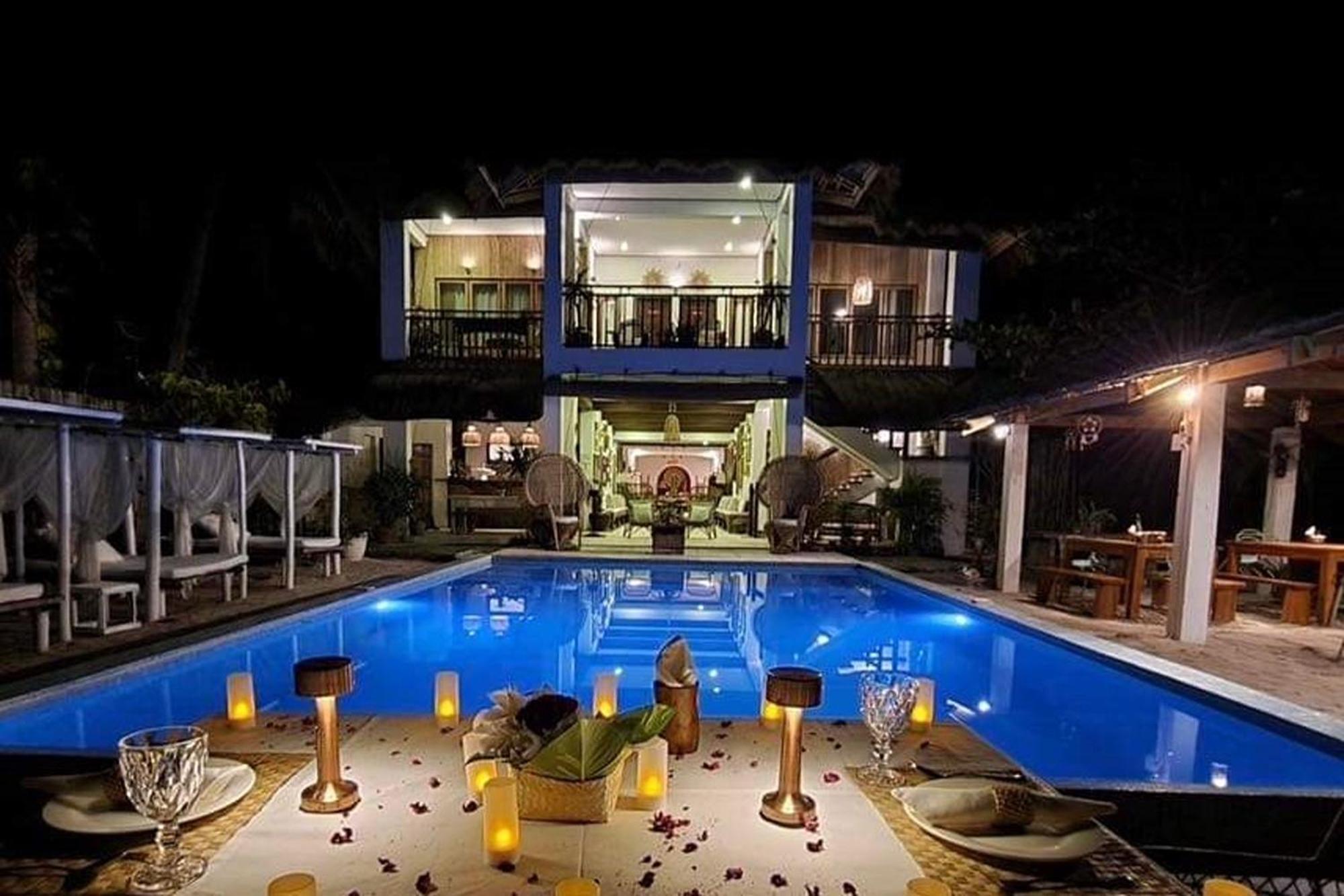 Sirom Beach House Tambobong Luaran gambar